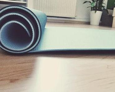 Yoga@home – mein Start in den Tag mit „YOGAMOUR “