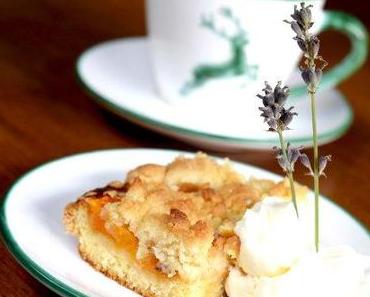 Marillen-Streuselkuchen