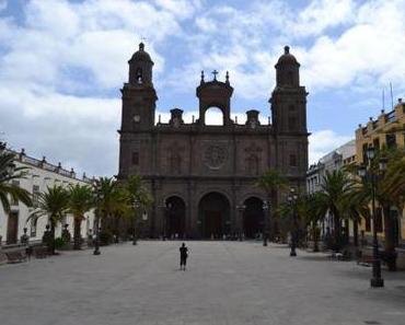 Abenteuer in Las Palmas: wie ich der Kirche einfach mal auf's Dach gestiegen bin.