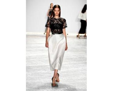 Monique Lhuillier Sommer 2015