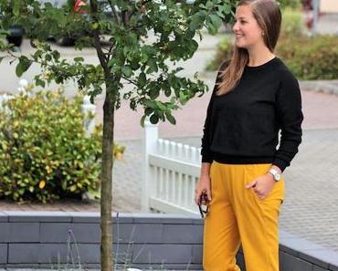 OUTFIT – YELLOW LEO.