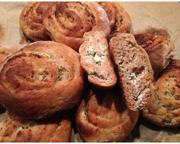 Kartoffel-Vollkorn-Brötchen mit Frischkäsefüllung