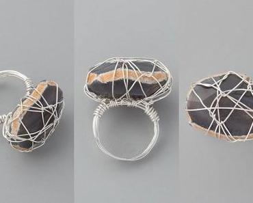 DIY: Vanessa Mooney Brazilian Agate Wire Wrap Ring