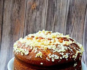 Zitronenkuchen mit weißer Schokolade