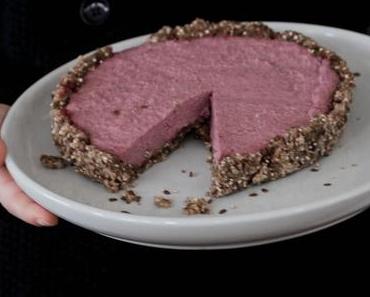 RAW Raspberry Cake