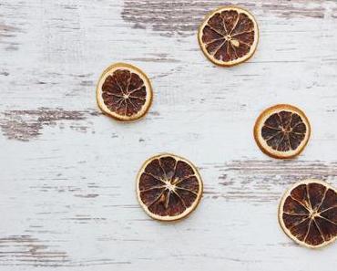 mal wieder ein feiner saftiger Rührkuchen – mit Orangenguss