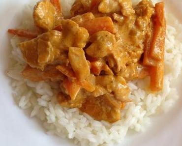 Hähnchengeschnetzeltes in Möhren-Sahne Soße