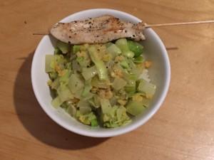 [Rezept] Curry mit Kohlrabi und Linsen dazu Hähnchenspieße