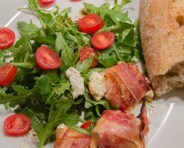 Ziegenkäse in Bacon mit Salat