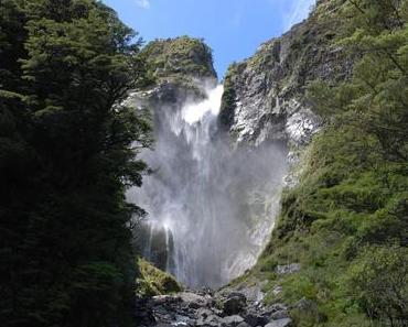 Devils Punchbowl Waterfall, Neuseeland