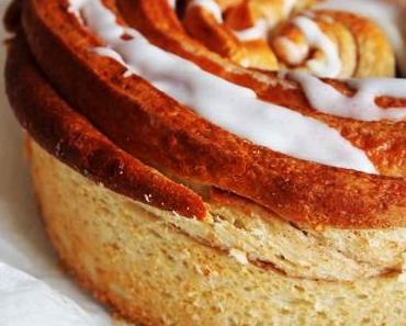 Giant Cinnamon Roll Cake, step by step