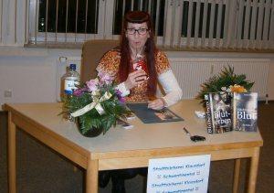 Lesung: „Mächtiges Blut“ und „Bluterben“ in Schwentinental