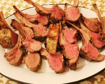 Lammkronen mit Kräuter-Kürbiskernkruste