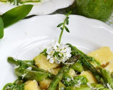 Schnelle Frühlingsküche! Ricotta-Gnocchi mit grünem Spargel und Bärlauch-Pesto