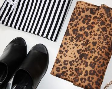 SUNDAY ESSENTIALS: Leopard Vila Clutch