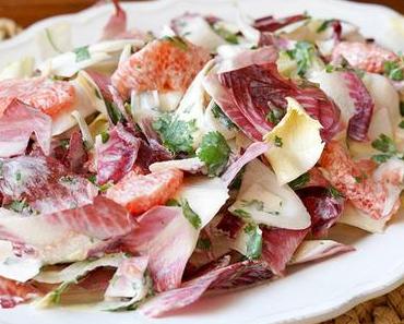 Chicorée-Salat mit Grapefruit in Joghurt-Dressing