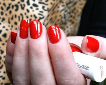 [Lacke] essie - happy wife happy life