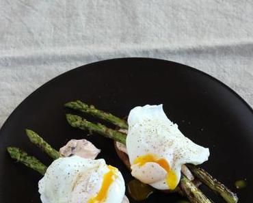 Spargelsandwich mit selbstgebackenem Ciabatta und pochiertem Ei oder was man als Foodblogger nicht alles tut