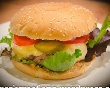 Barbecue: All-American Burger … und meine neue Burger-Presse