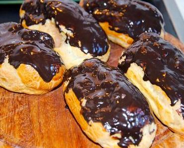 Éclairs au Chocolate
